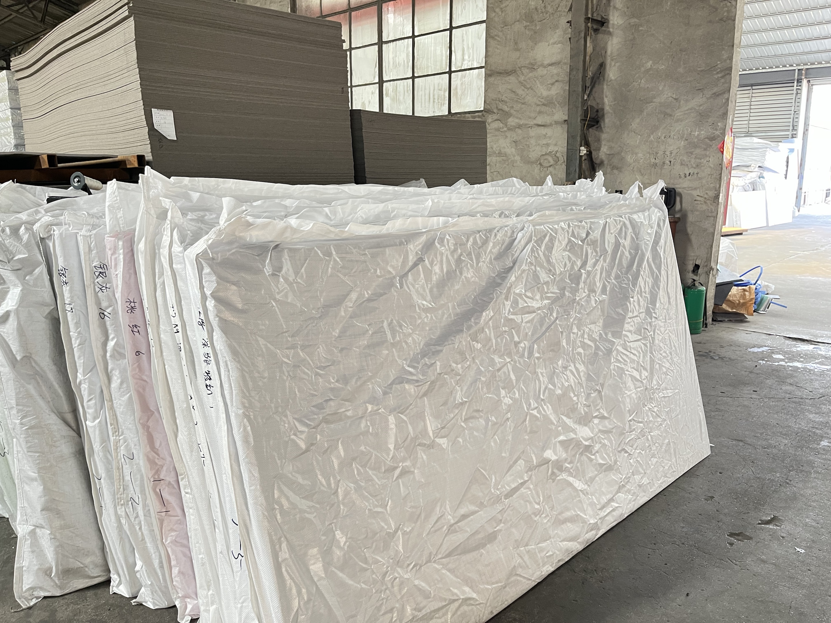 98cd3d74-52fb-4b5e-bed7-c83e5142ccfc.jpg 临沂吸音板